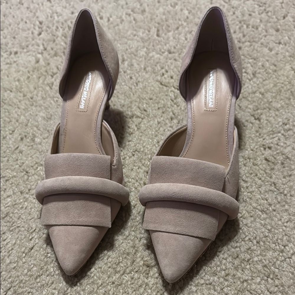 ANTONIO MELANI Tan Heels Sleek Minimalist Design